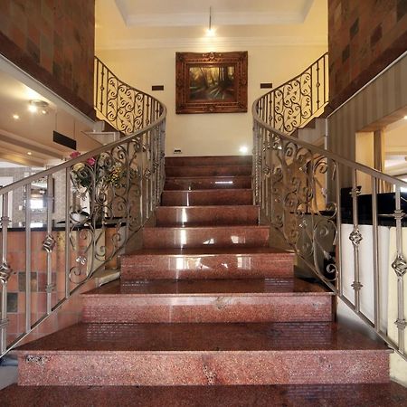 Savoy Lodge Kaapstad Buitenkant foto